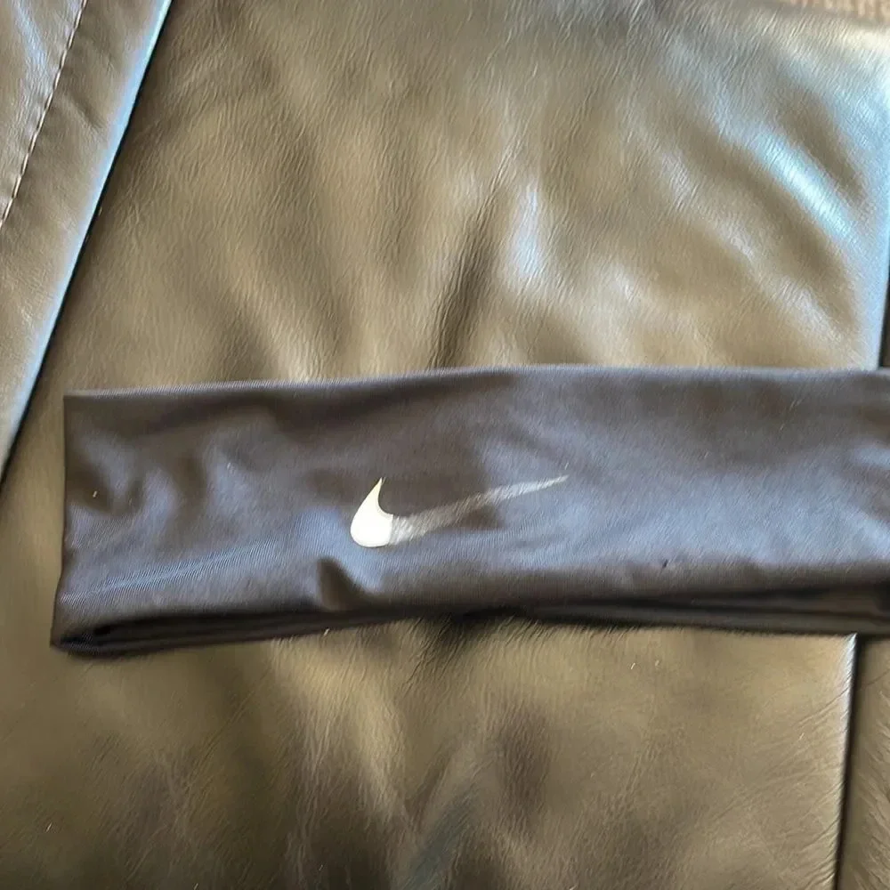 NIKE kids black headband
